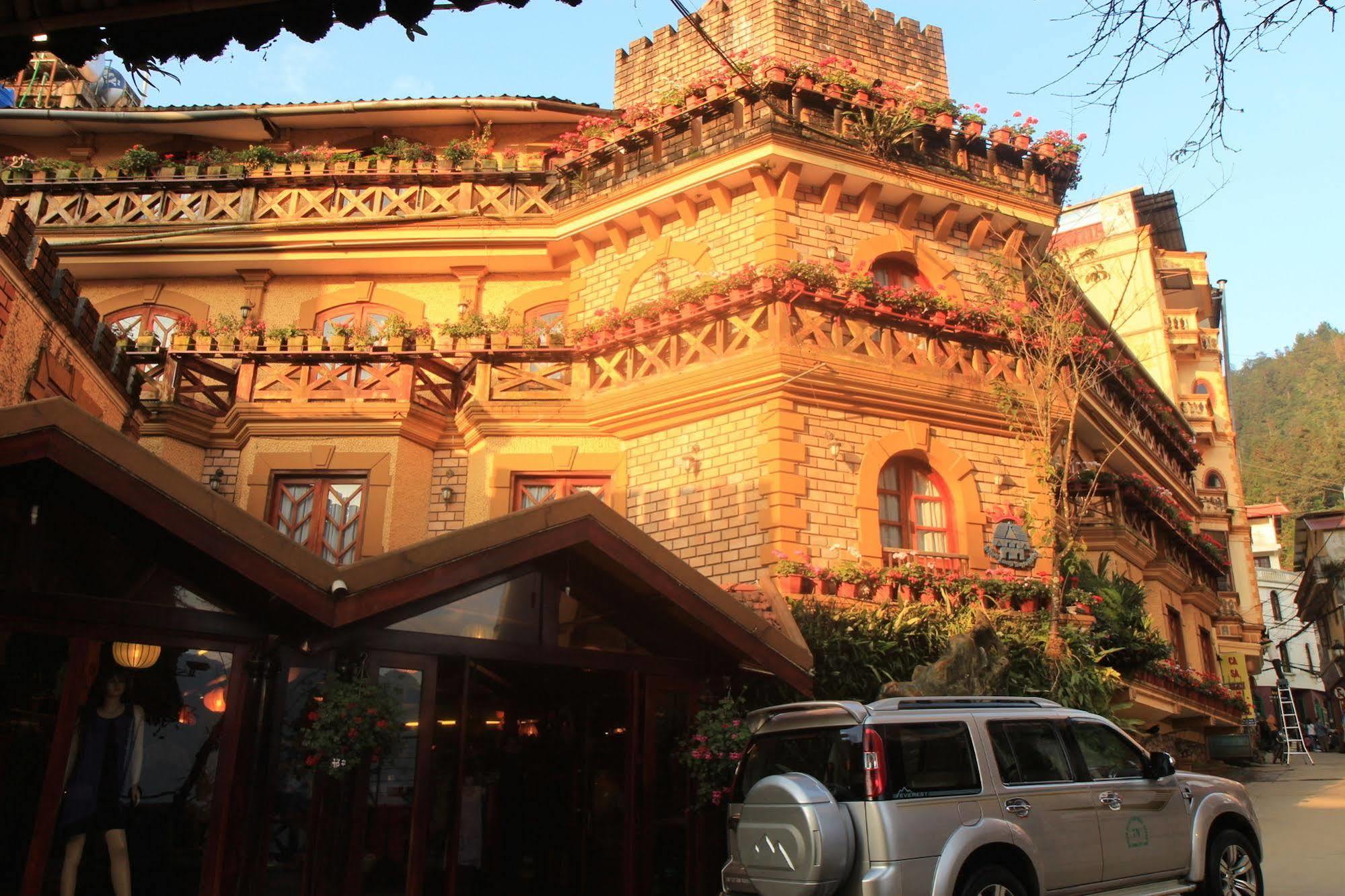 Отель Chau Long Sapa Экстерьер фото