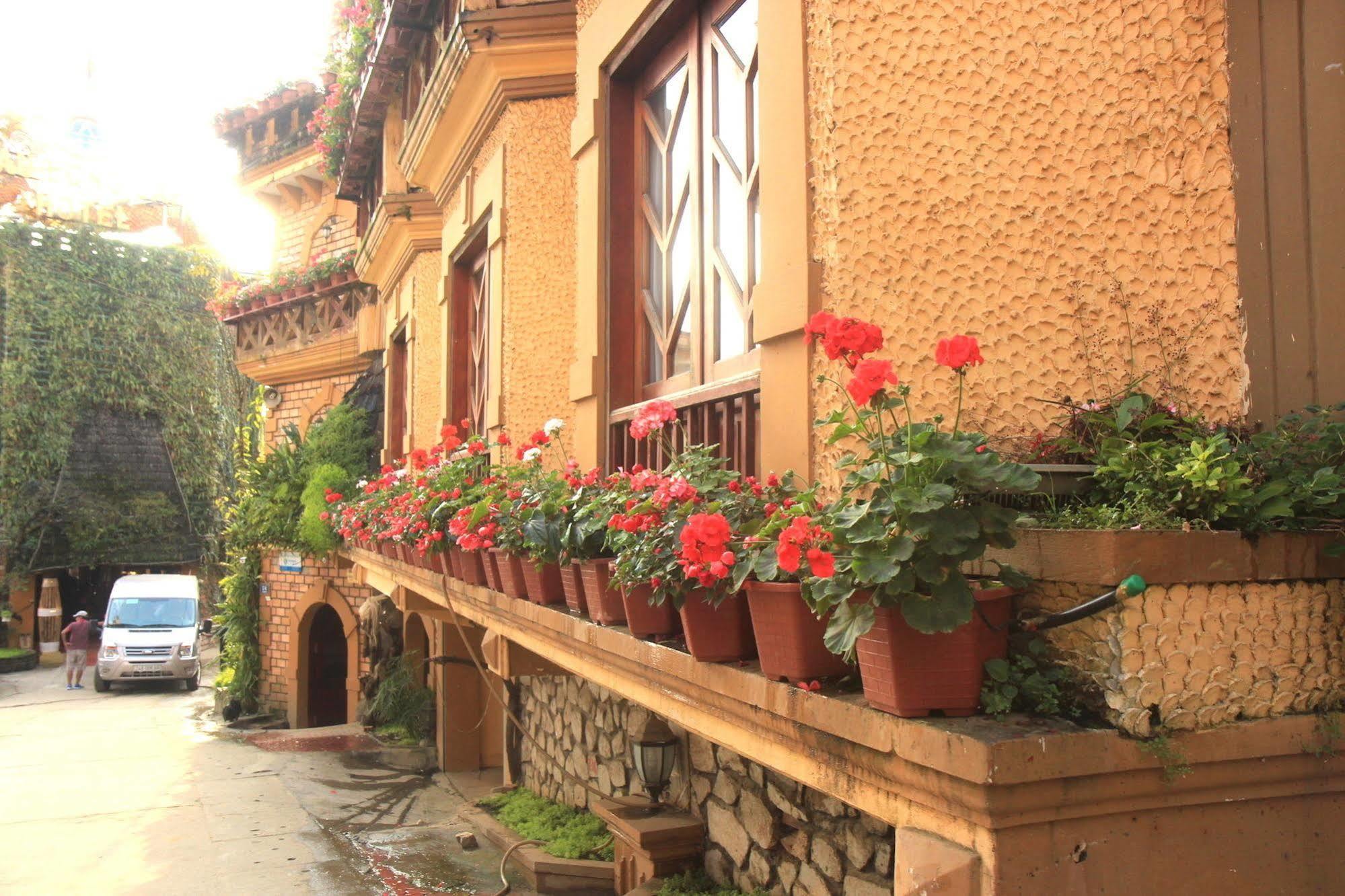 Отель Chau Long Sapa Экстерьер фото